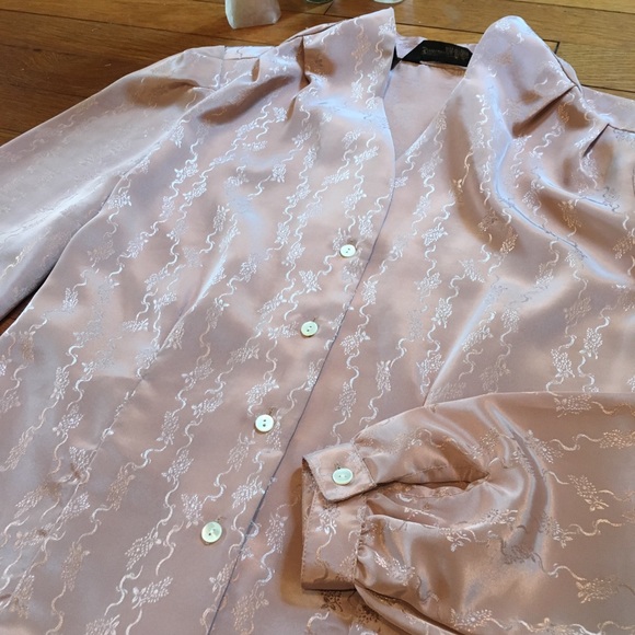 Silky vintage retro button down - Picture 6 of 8